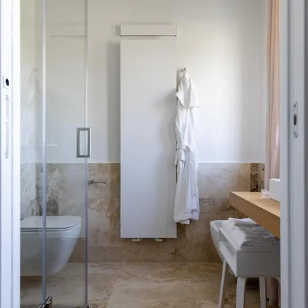 Velari In With Private Pool, Ac *